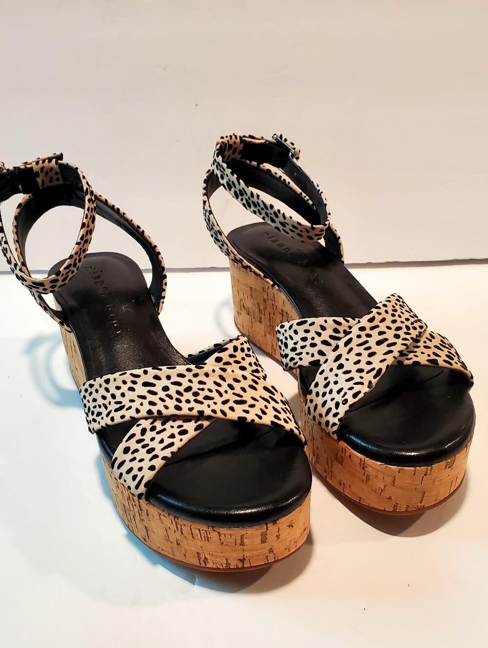 Gianni Bini Black and Cream Spotted Cork Platform Sandals Size 8